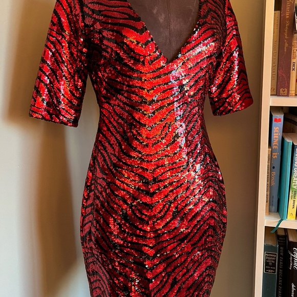 Guess Zebra Sequin Stunner w Open Bsck - Picture 5 of 10